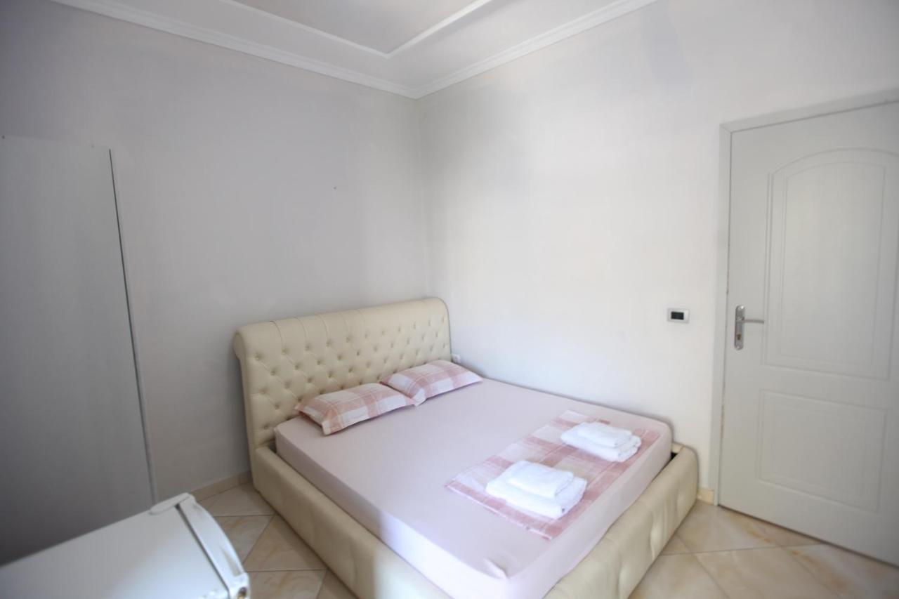 Andy Apartments Саранде Екстериор снимка