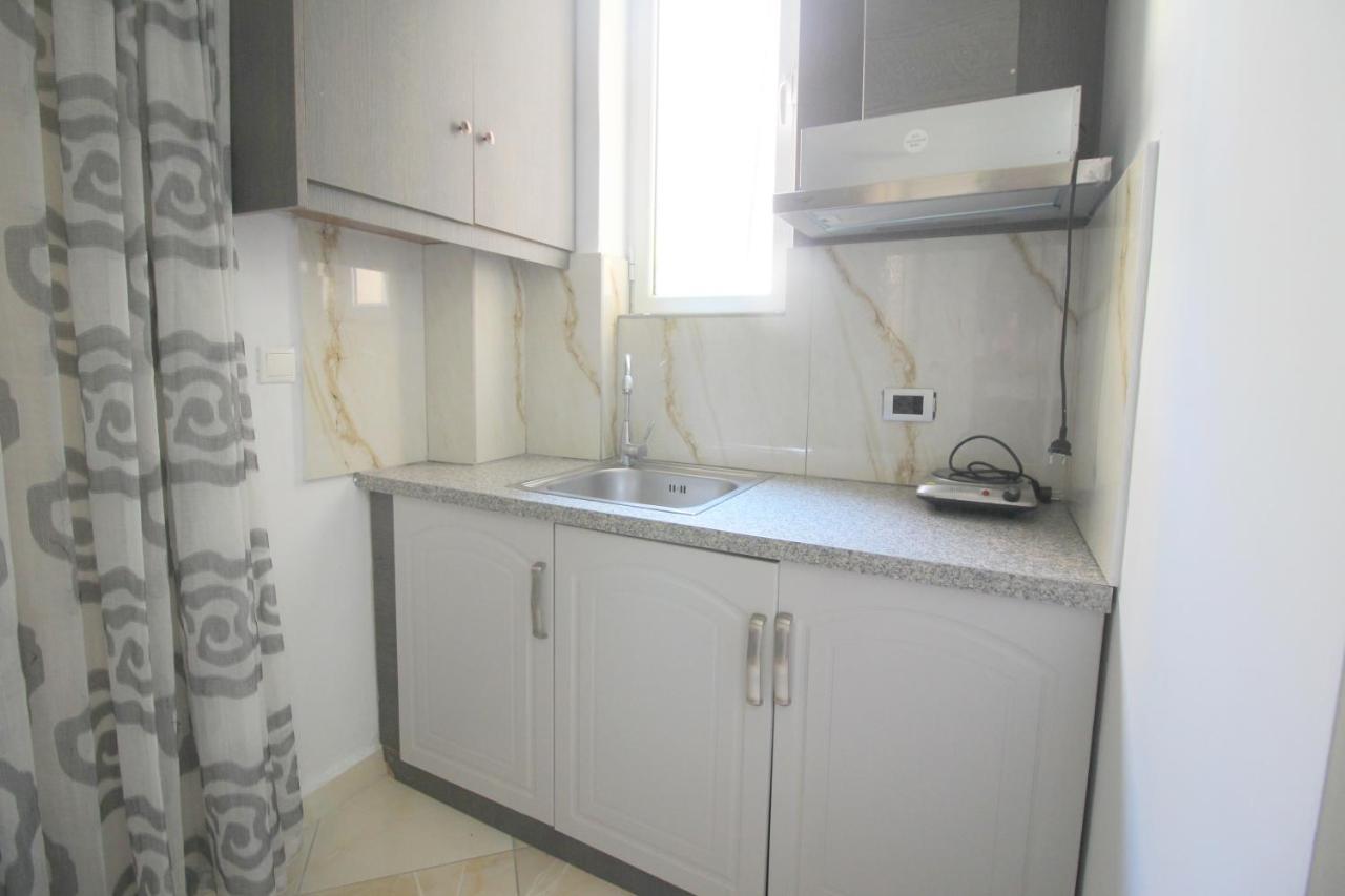 Andy Apartments Саранде Екстериор снимка