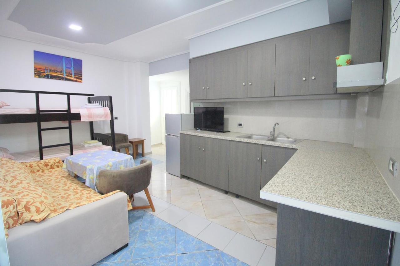Andy Apartments Саранде Екстериор снимка