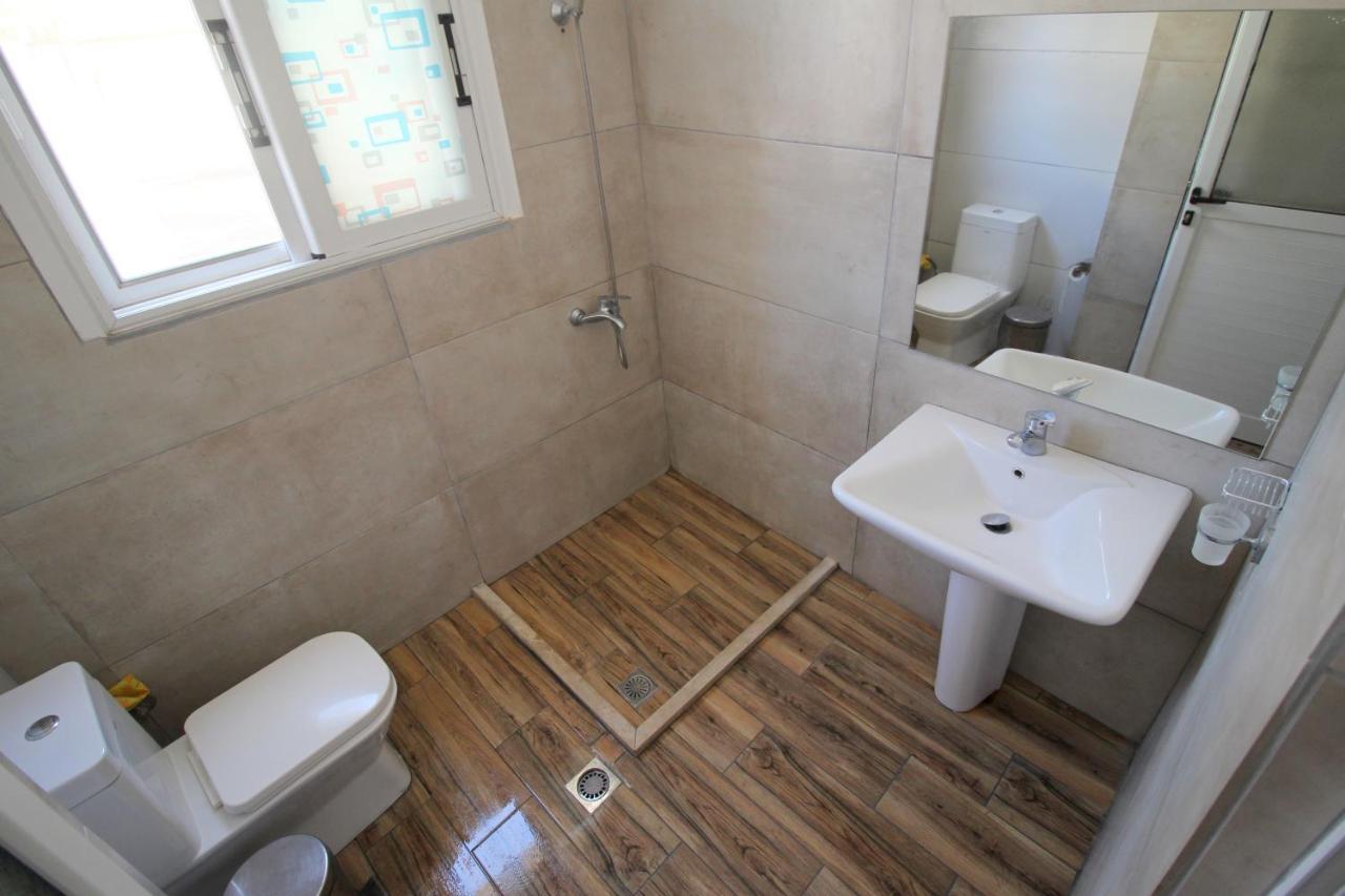 Andy Apartments Саранде Екстериор снимка