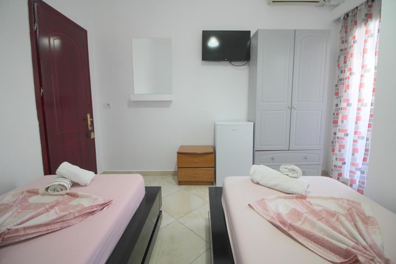 Andy Apartments Саранде Екстериор снимка