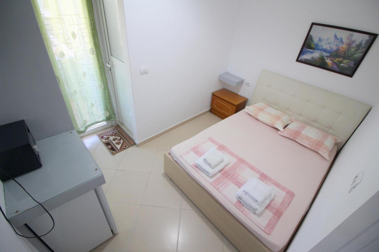 Andy Apartments Саранде Екстериор снимка