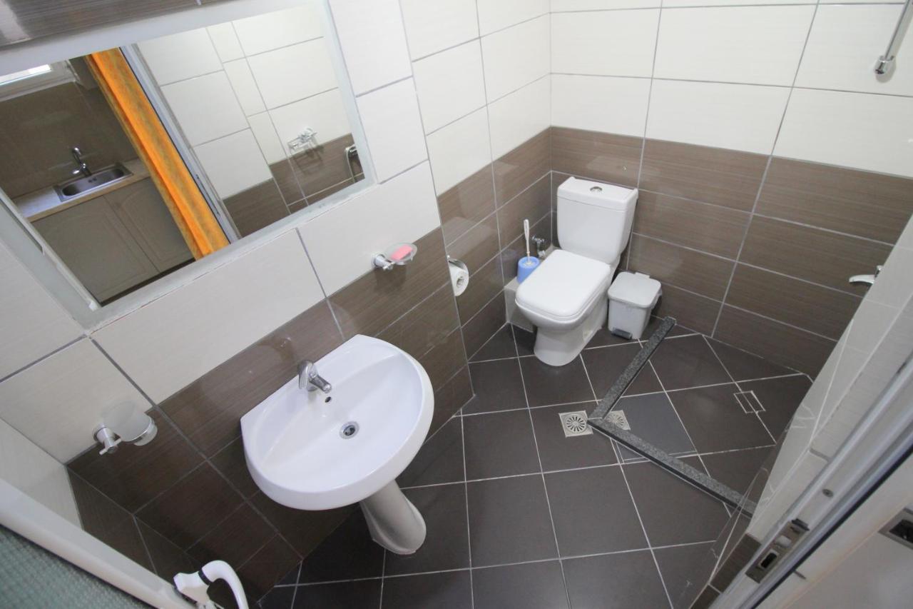 Andy Apartments Саранде Екстериор снимка