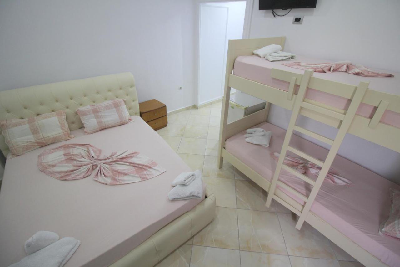 Andy Apartments Саранде Екстериор снимка