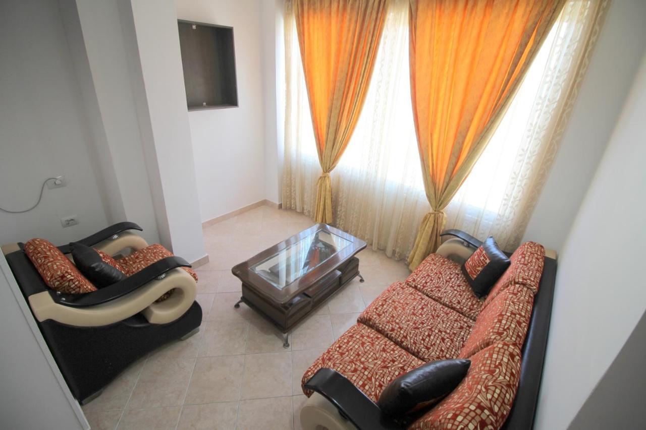 Andy Apartments Саранде Екстериор снимка
