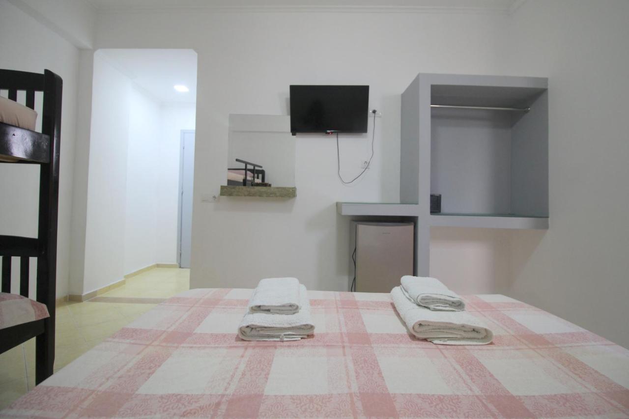 Andy Apartments Саранде Екстериор снимка