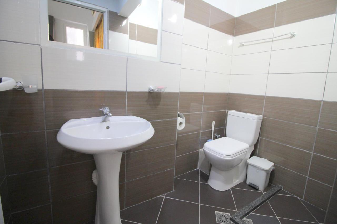 Andy Apartments Саранде Екстериор снимка