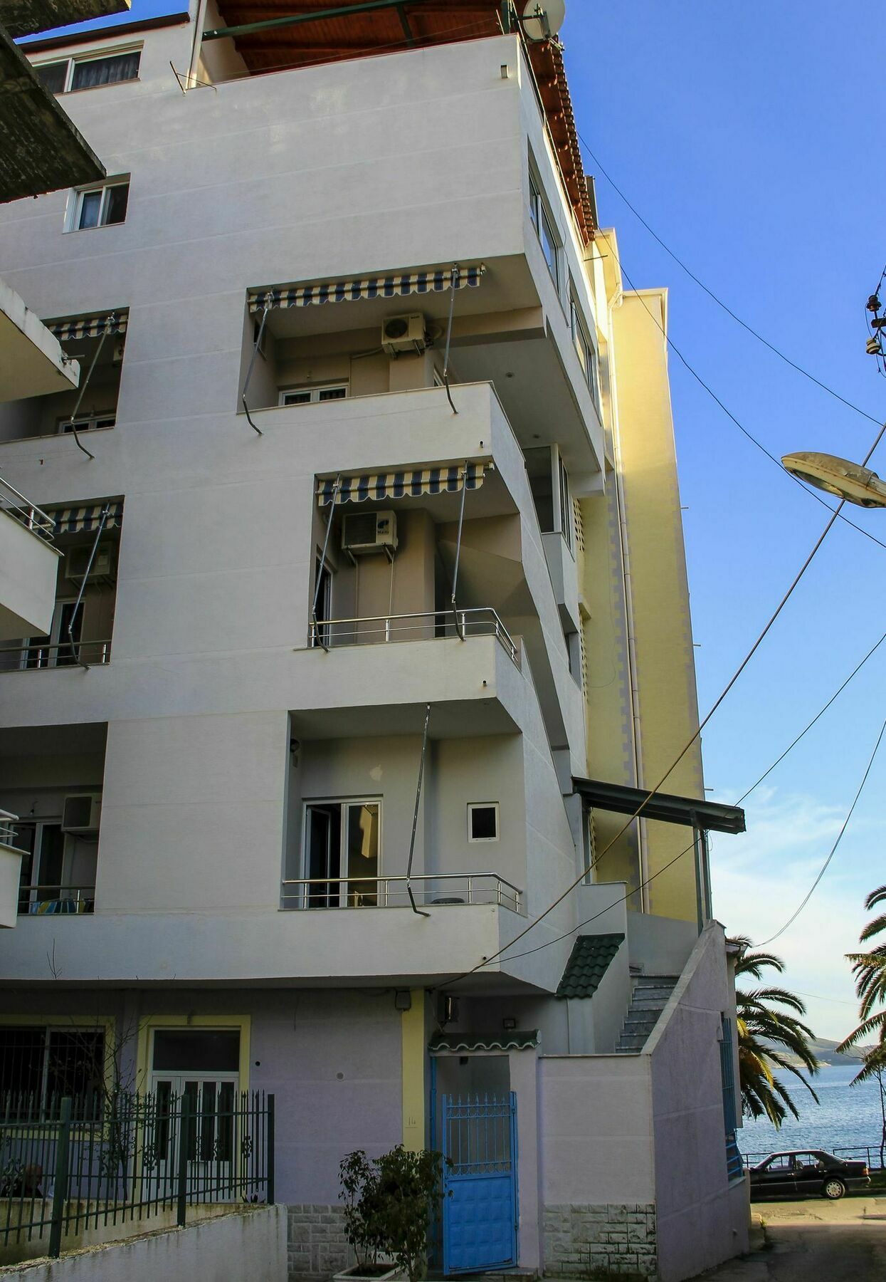 Andy Apartments Саранде Екстериор снимка